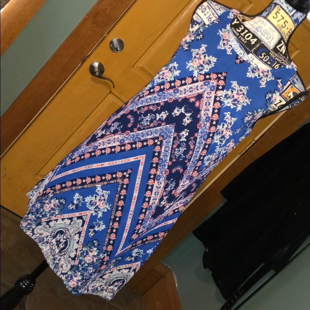 By & By floral dress sz M